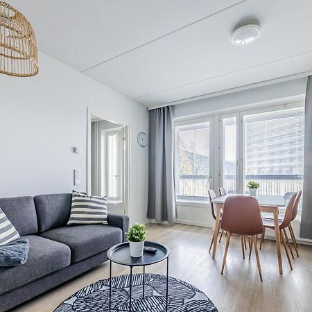 Sleepwell Apartments Niittykumpu 12 - Metro, 15 Min From Helsinki City エスポー エクステリア 写真