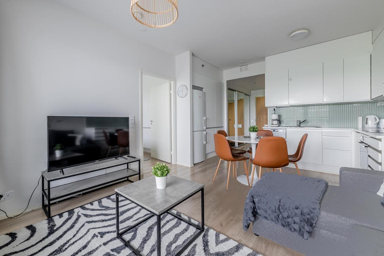 Sleepwell Apartments Niittykumpu 12 - Metro, 15 Min From Helsinki City エスポー エクステリア 写真