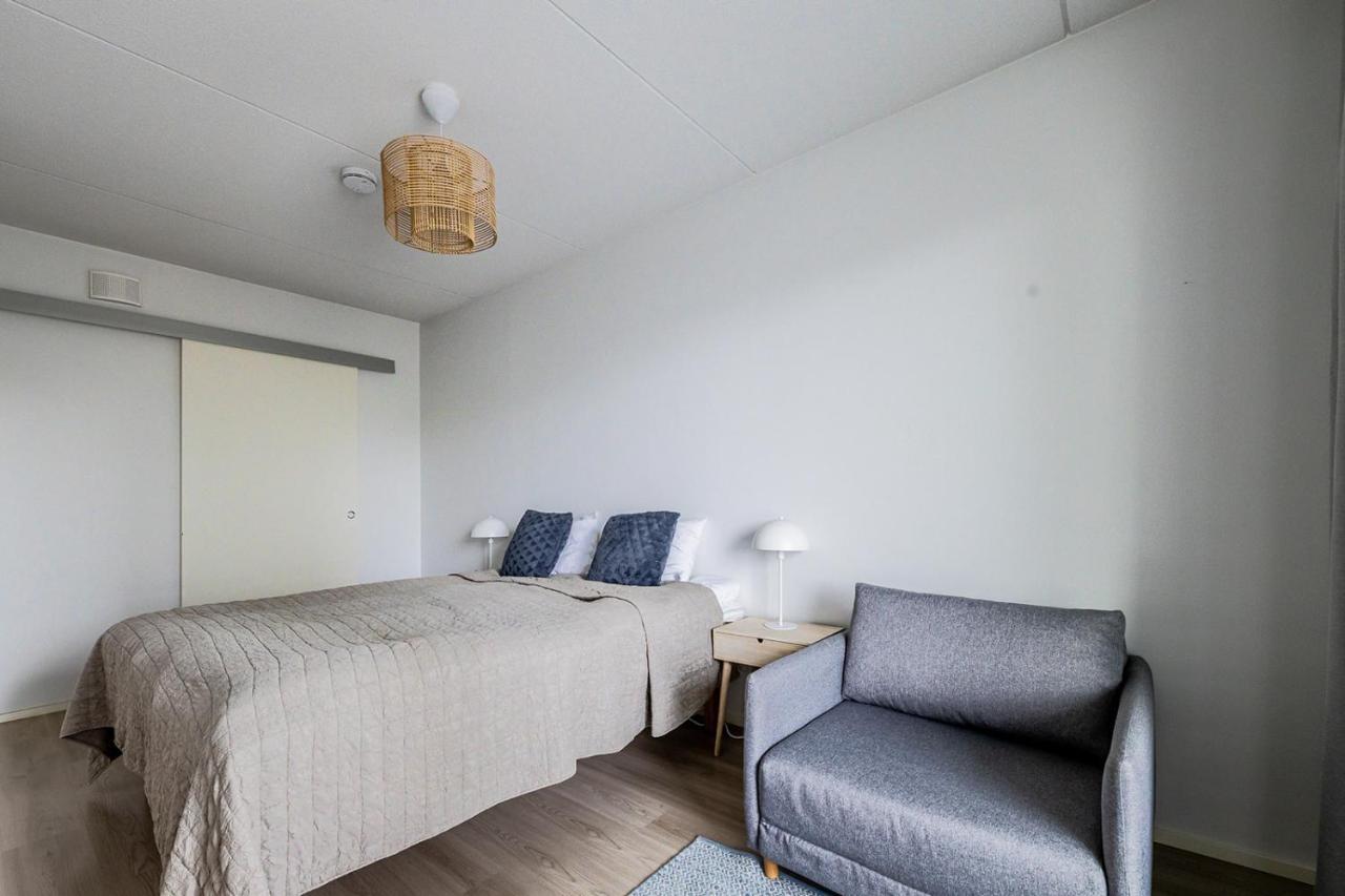 Sleepwell Apartments Niittykumpu 12 - Metro, 15 Min From Helsinki City エスポー エクステリア 写真