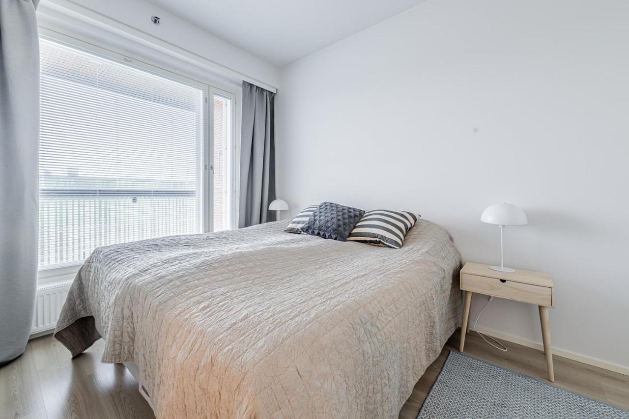 Sleepwell Apartments Niittykumpu 12 - Metro, 15 Min From Helsinki City エスポー エクステリア 写真