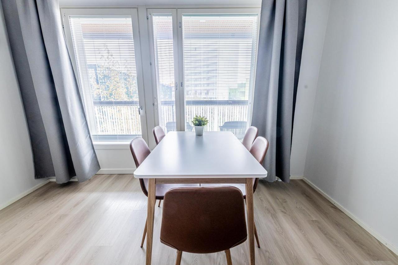 Sleepwell Apartments Niittykumpu 12 - Metro, 15 Min From Helsinki City エスポー エクステリア 写真