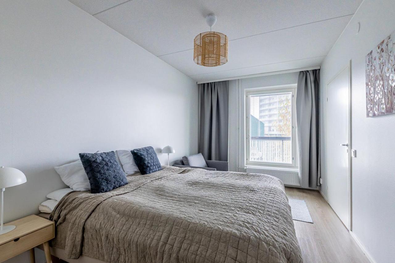 Sleepwell Apartments Niittykumpu 12 - Metro, 15 Min From Helsinki City エスポー エクステリア 写真