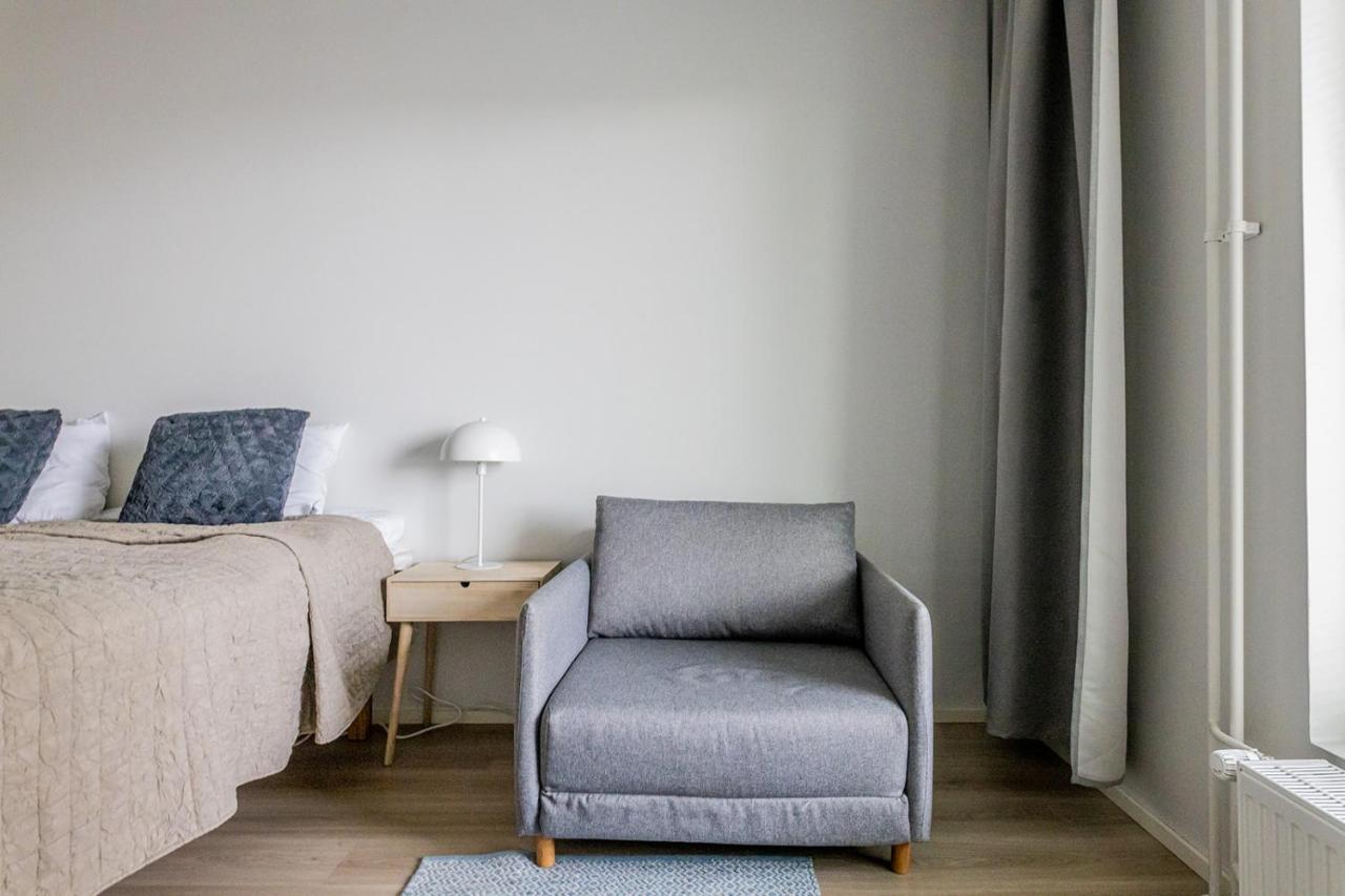 Sleepwell Apartments Niittykumpu 12 - Metro, 15 Min From Helsinki City エスポー エクステリア 写真